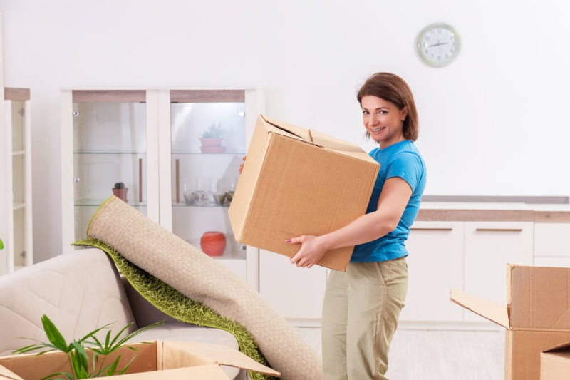 Facing Too Many Boxes? Full-Service Packing Reduces The Workload